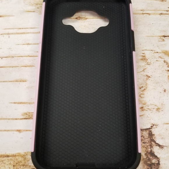 Samsung Galaxy J3 2016 Protective Case - Picture 4 of 5